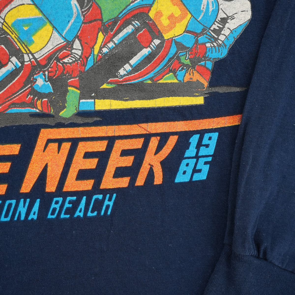 Vintage 1985 Daytona Beach Bike Week motorcycle graphic long sleeve T-shirt — photo 4 of 6